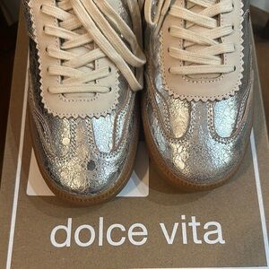 Dolce Vita Notice silver leather sneakers NEW!